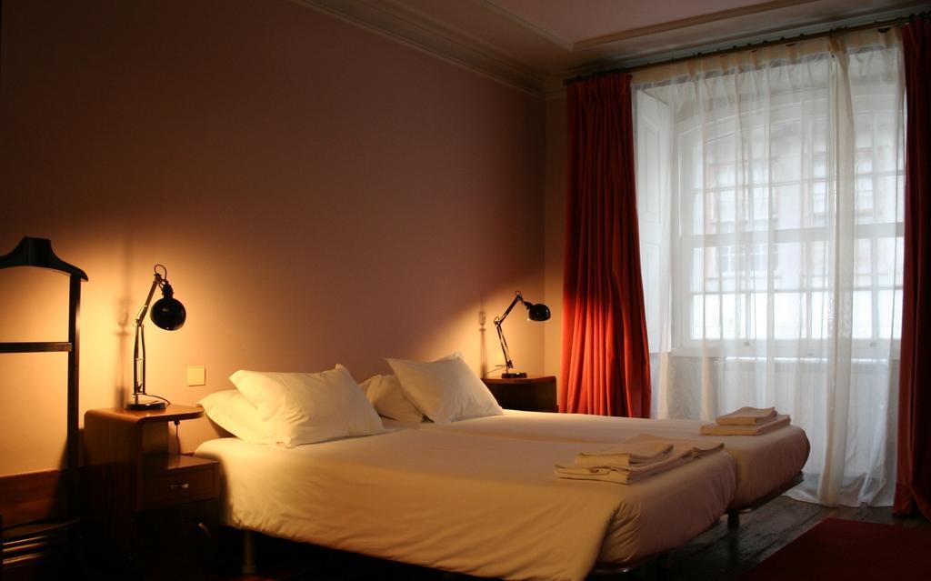 435 Almada Cosy Studio Apartment *