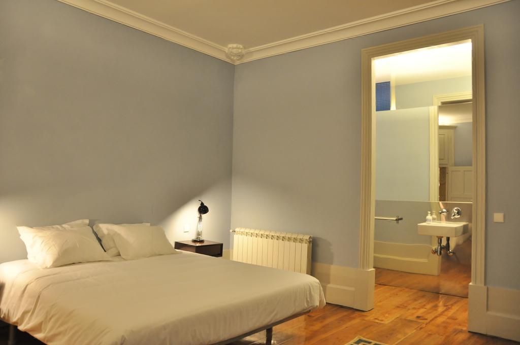435 Almada Cosy Studio Apartment *