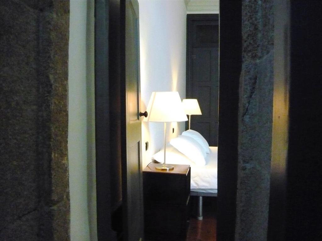 435 Almada Cosy Studio Apartment *